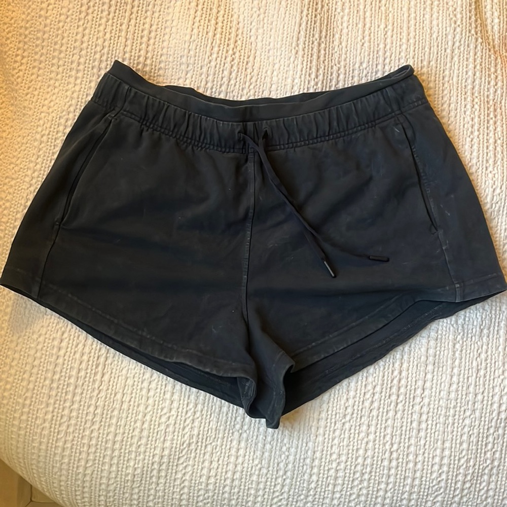 Lululemon Inner Glow Short 3” *Terry in Acid Runner Dye True Navy Size 10